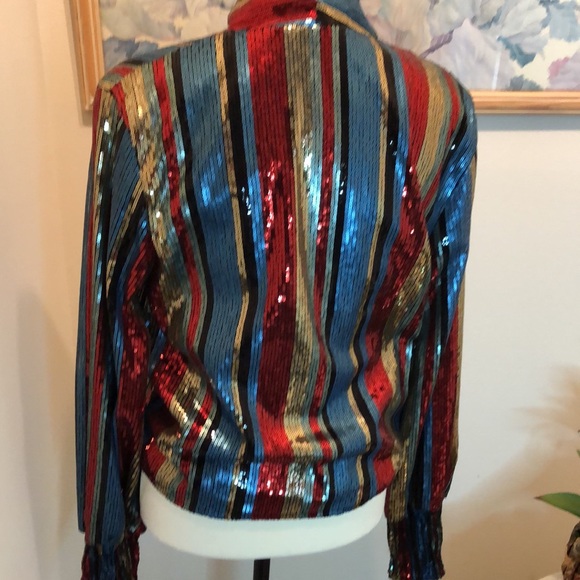 Vici Striking and cool sequin shirt with front twist. Size medium runs small - Picture 7 of 14